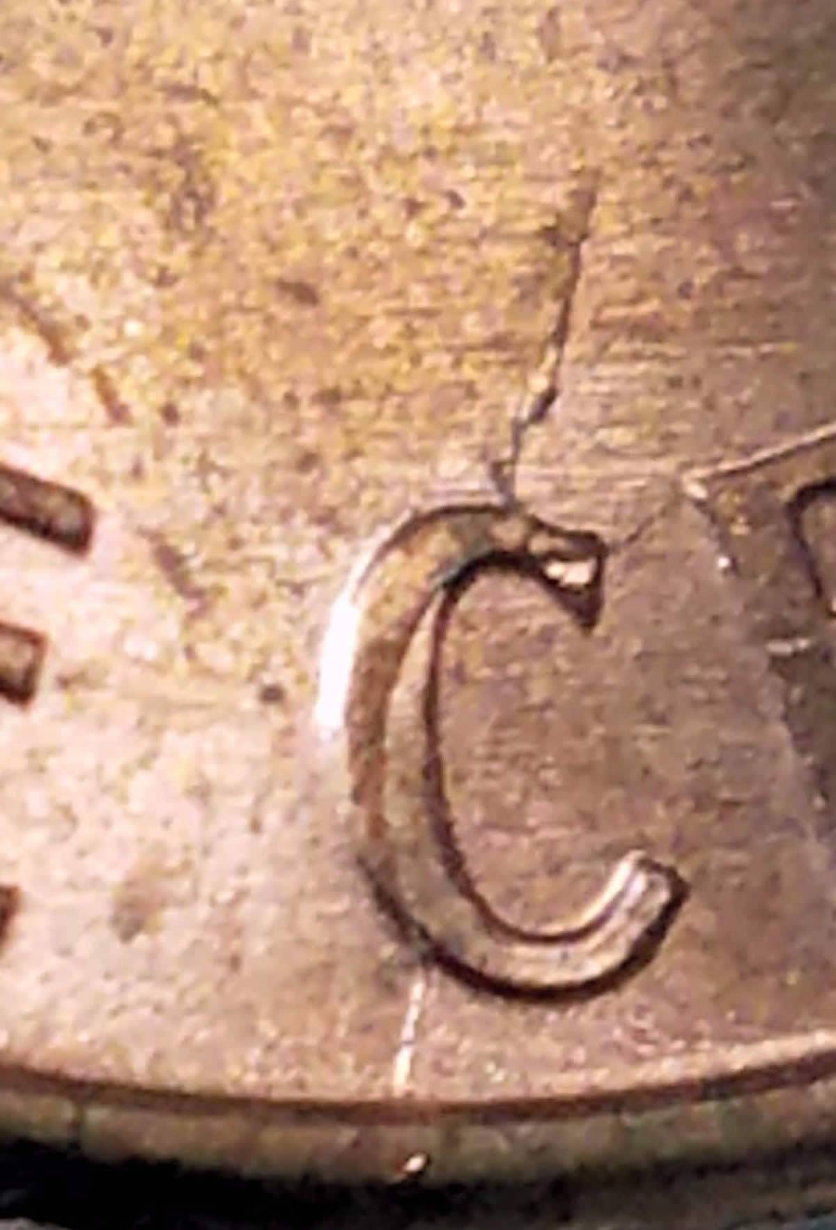 2006-P-Lincoln-Retained-Internal-Die-Break-At-The-Letter-